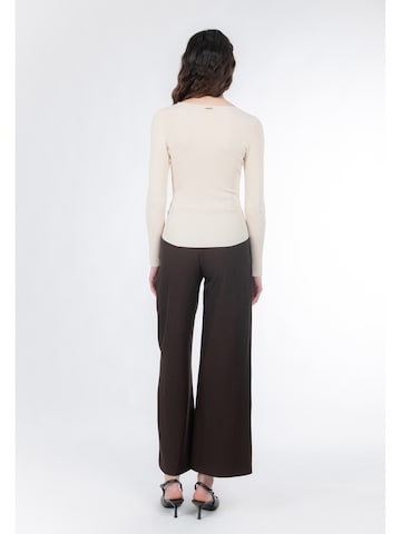 Influencer Pulóver - bézs