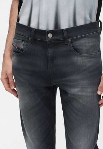 DIESEL Slimfit Τζιν '2019 D-STRUKT' σε μαύρο
