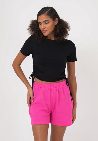 FRESHLIONS Regular Trousers in Pink: front