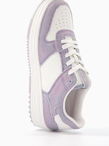 Bershka Platform trainers in Pink