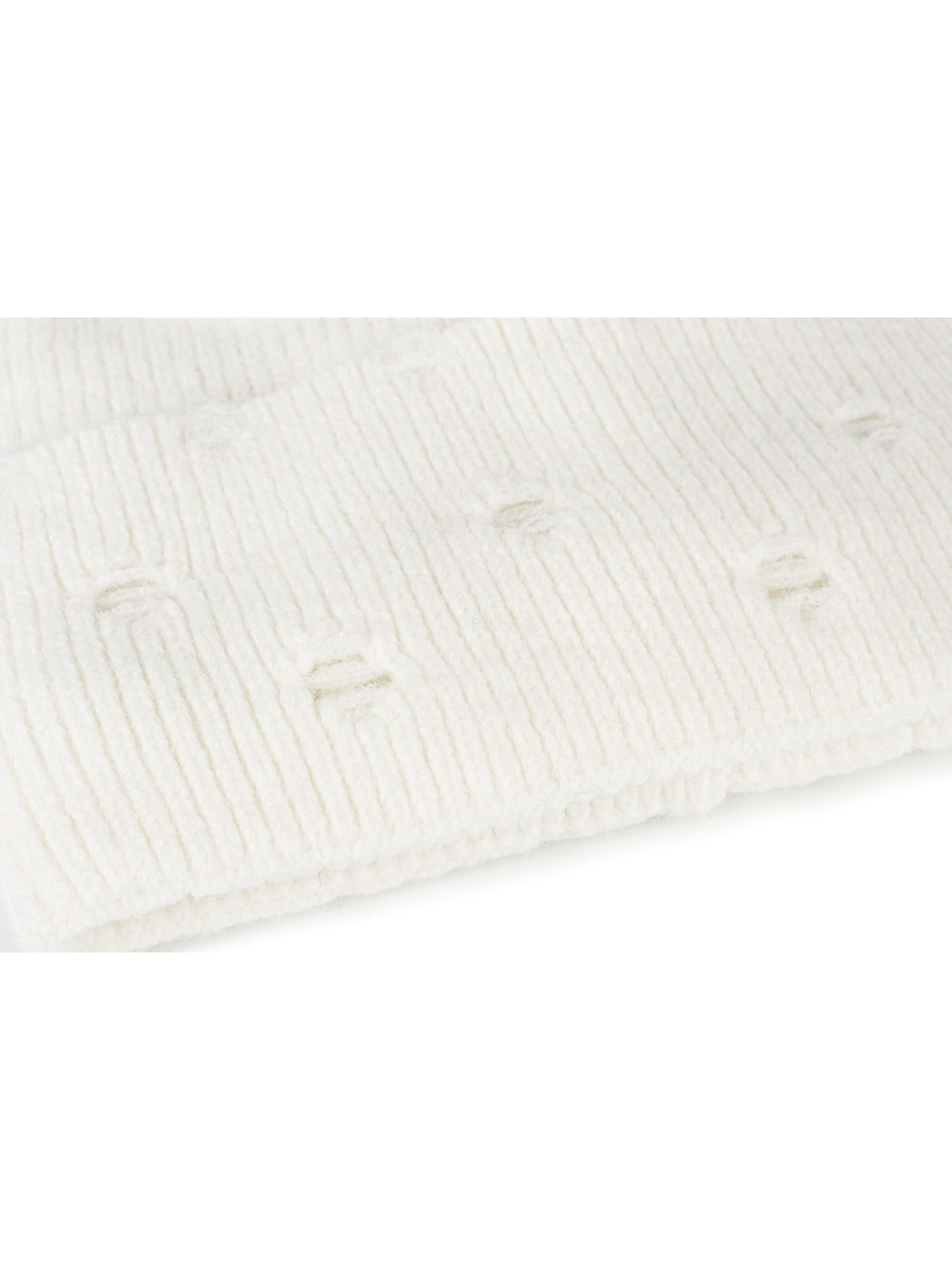 styleBREAKER Beanie 'Strickmütze mit Rippenmuster und Rissen' in Beige