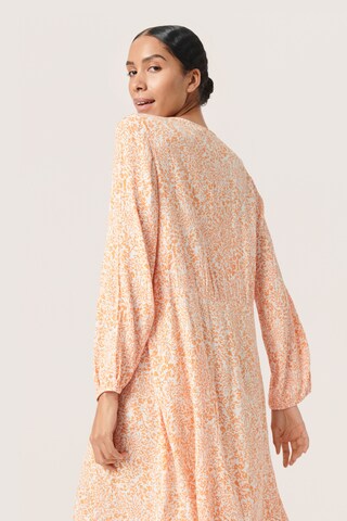 Robe 'Zaya ' SOAKED IN LUXURY en orange