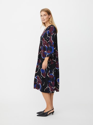 Robe 'Ortala' Masai en rouge