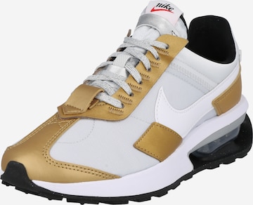 Nike Sportswear Sneakers in Gold: front