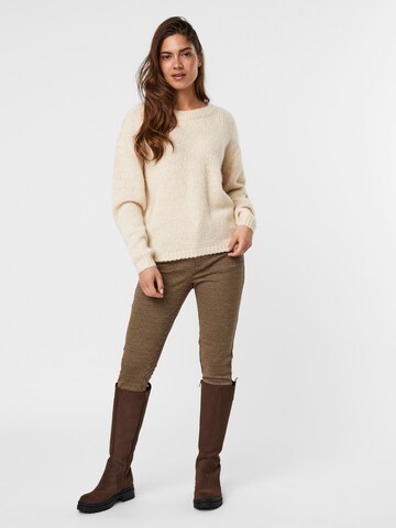 Pullover 'Darya' di VERO MODA in beige