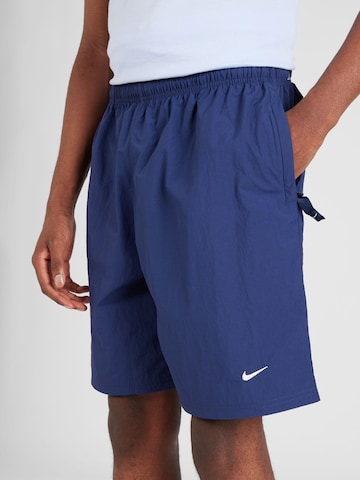 Nike Sportswear Regular Byxa 'Solo' i blå