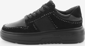 Kennel & Schmenger Sneakers 'Turn' in Black: front