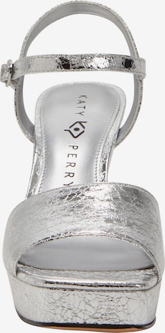 Sandale cu baretă de la Katy Perry pe argintiu