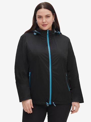 SHEEGO Performance Jacket in Black: front