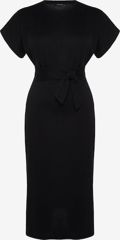 Rochie de la Trendyol Curve pe negru: față