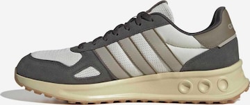 balta ADIDAS SPORTSWEAR Sportbačiai be auliuko 'Run 84': priekis