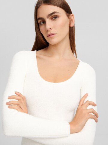 Bershka Pullover i beige