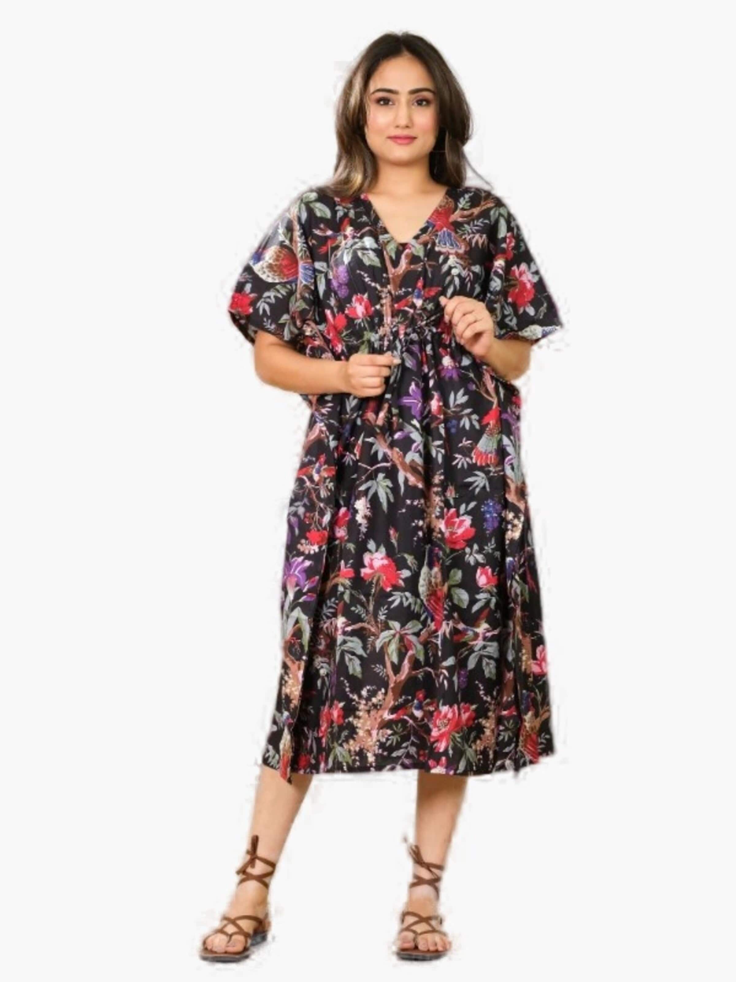 PfauGermany Oversizekleid 'KAFTAN Free Size Brustumfang – 170 cm . Länge 130 cm'‌‌‌‌‌‌‌ in Schwarz: Vorderseite