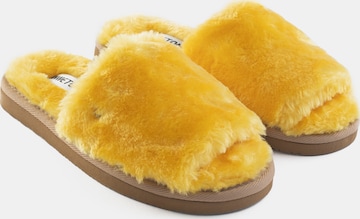 Pantoufle 'Lolo' Minnetonka en jaune