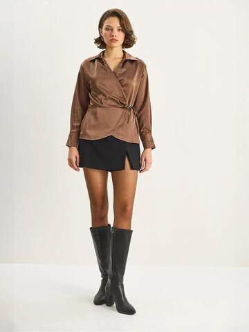 Chemisier Bianco Lucci en marron