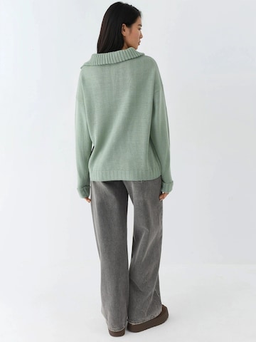 Pullover di My fashion in verde