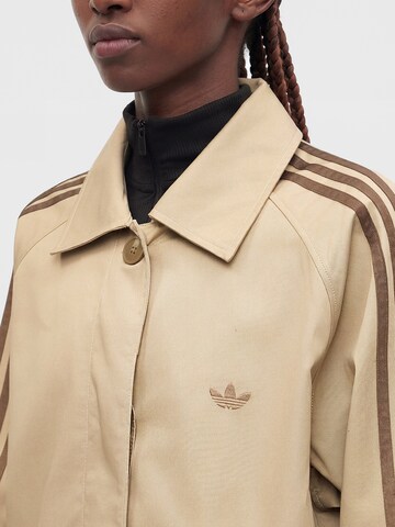 ADIDAS ORIGINALS Välikausitakki 'MAC' värissä vihreä