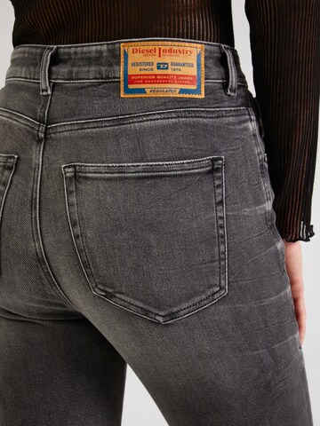 DIESEL Skinny Jeans '1984 SLANDY' in Schwarz