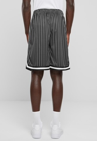 Loosefit Pantaloni di Urban Classics in nero