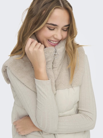 ONLY Vest in Grey