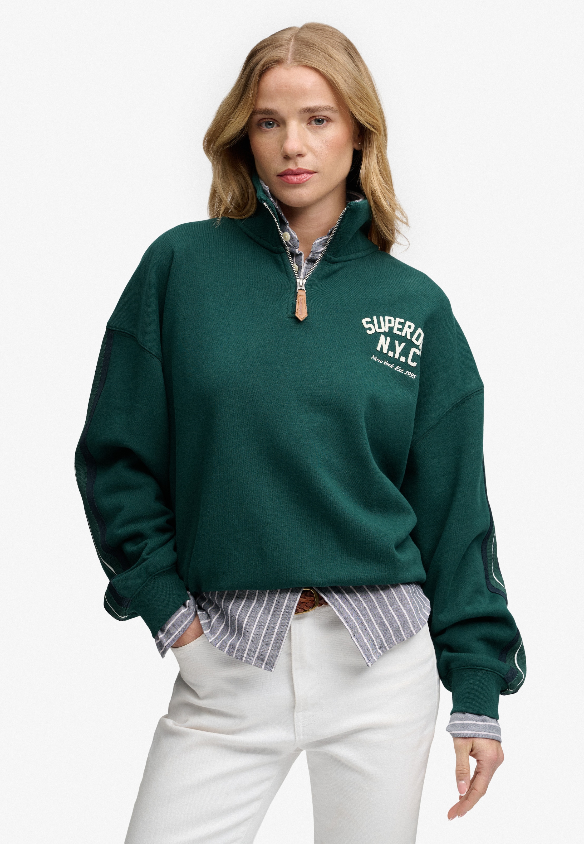 Sweat-shirt 'Country Club' Superdry & Co en vert : devant