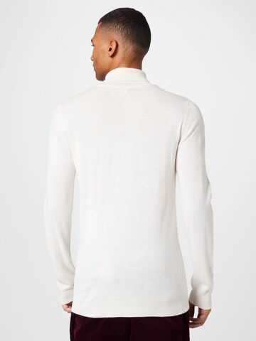 Coupe regular Pull-over 'Parcusman' Matinique en blanc