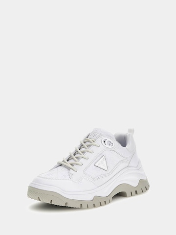 GUESS Sneaker  'Zaylin' in Weiß