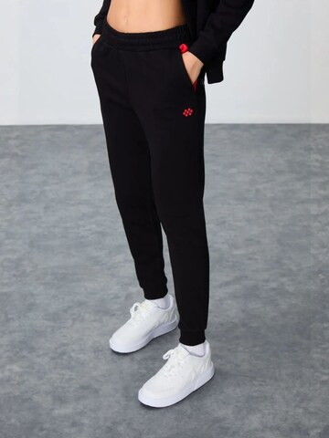 Tommy Life Jogging ruhák - fekete