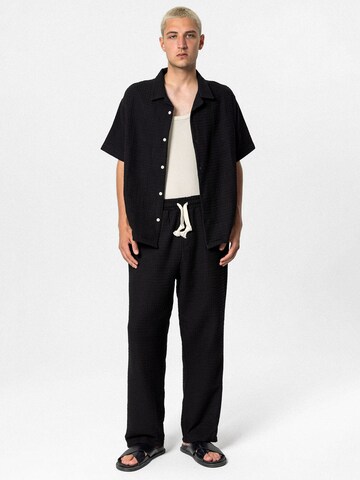 VAMOS CLO Sweatsuit 'Azalea' in Black: front