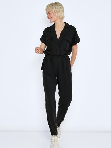 Noisy may Jumpsuit in Schwarz: Vorderseite