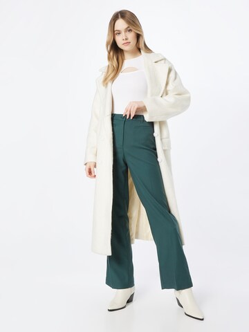 Monki Regular Панталон с ръб в зелено