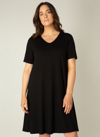 BASE LEVEL CURVY Dress 'Abernathy' in Black: front