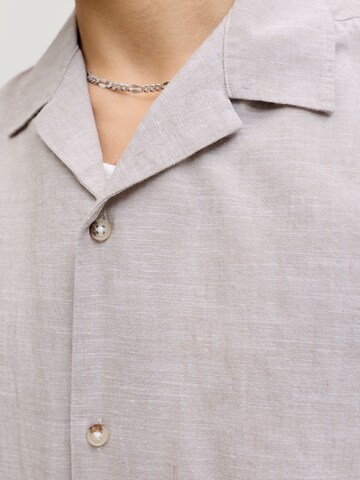 Fit confort Chemise 'JJESUMMER' JACK & JONES en gris