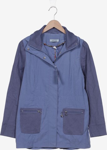 Himmelblau by Lola Paltinger Jacket & Coat in L in Blue: front