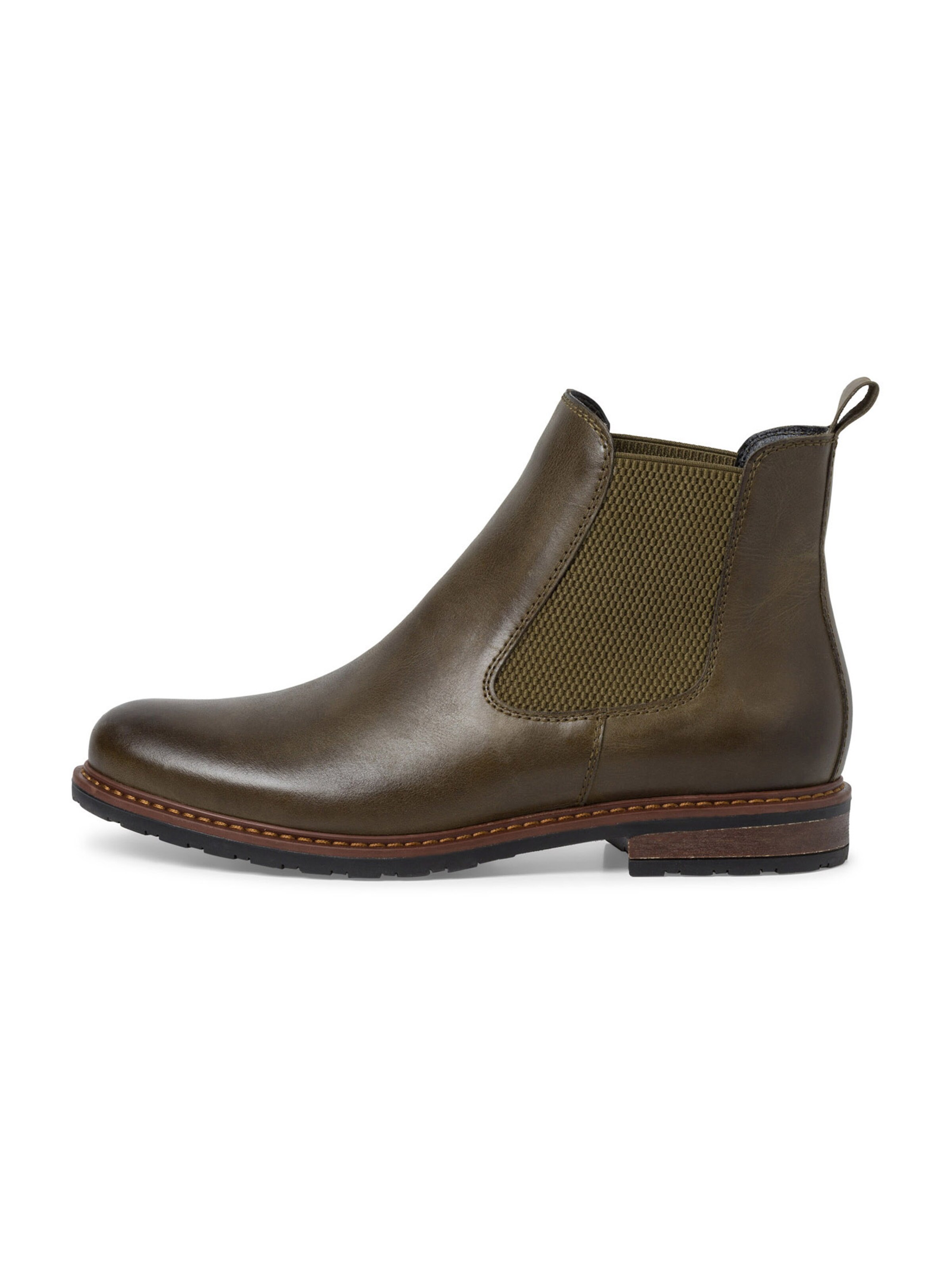 Tamaris Chelsea boots in Green