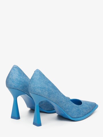 Estro Pumps met hoge voorkant '532-801' in Blauw