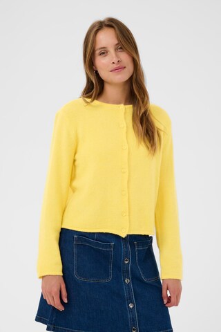 SAINT TROPEZ Gebreid vest 'Larna' in Geel: voorkant