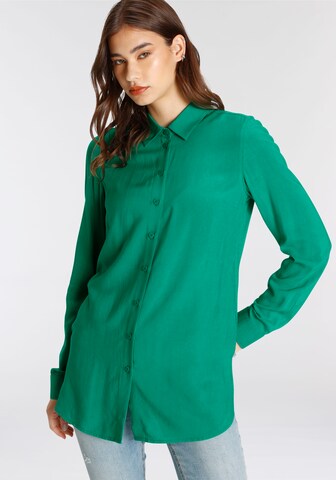 AJC Blouse in Green: front