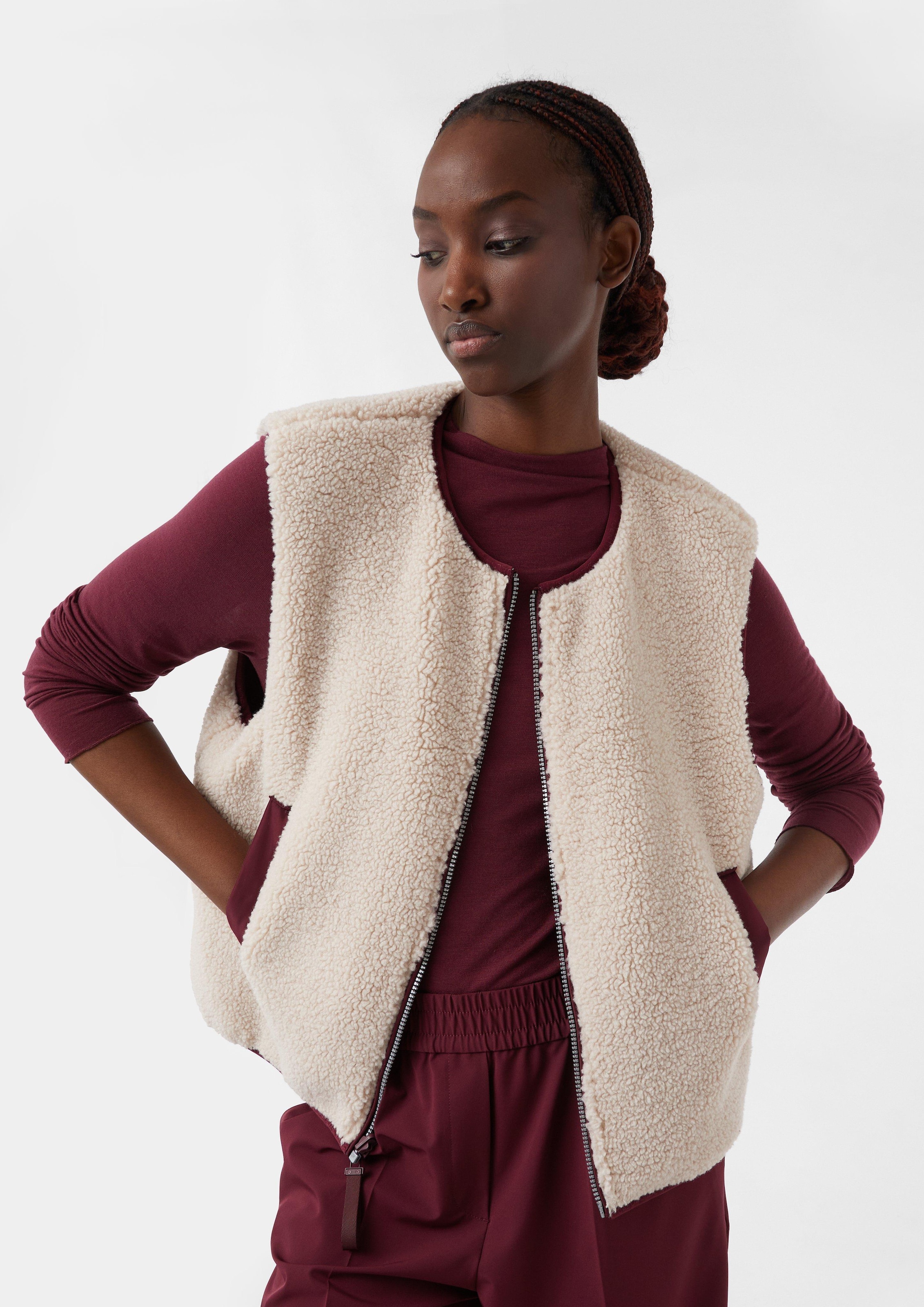 Gilet comma casual identity en rouge : devant