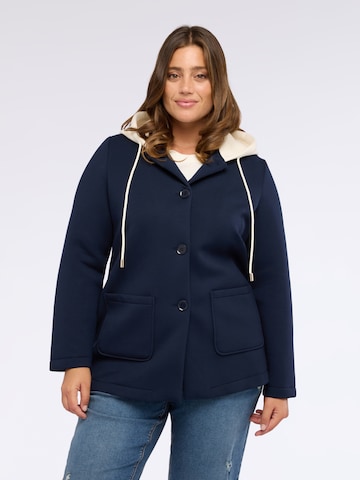 Cappotto invernale di Fiorella Rubino in blu
