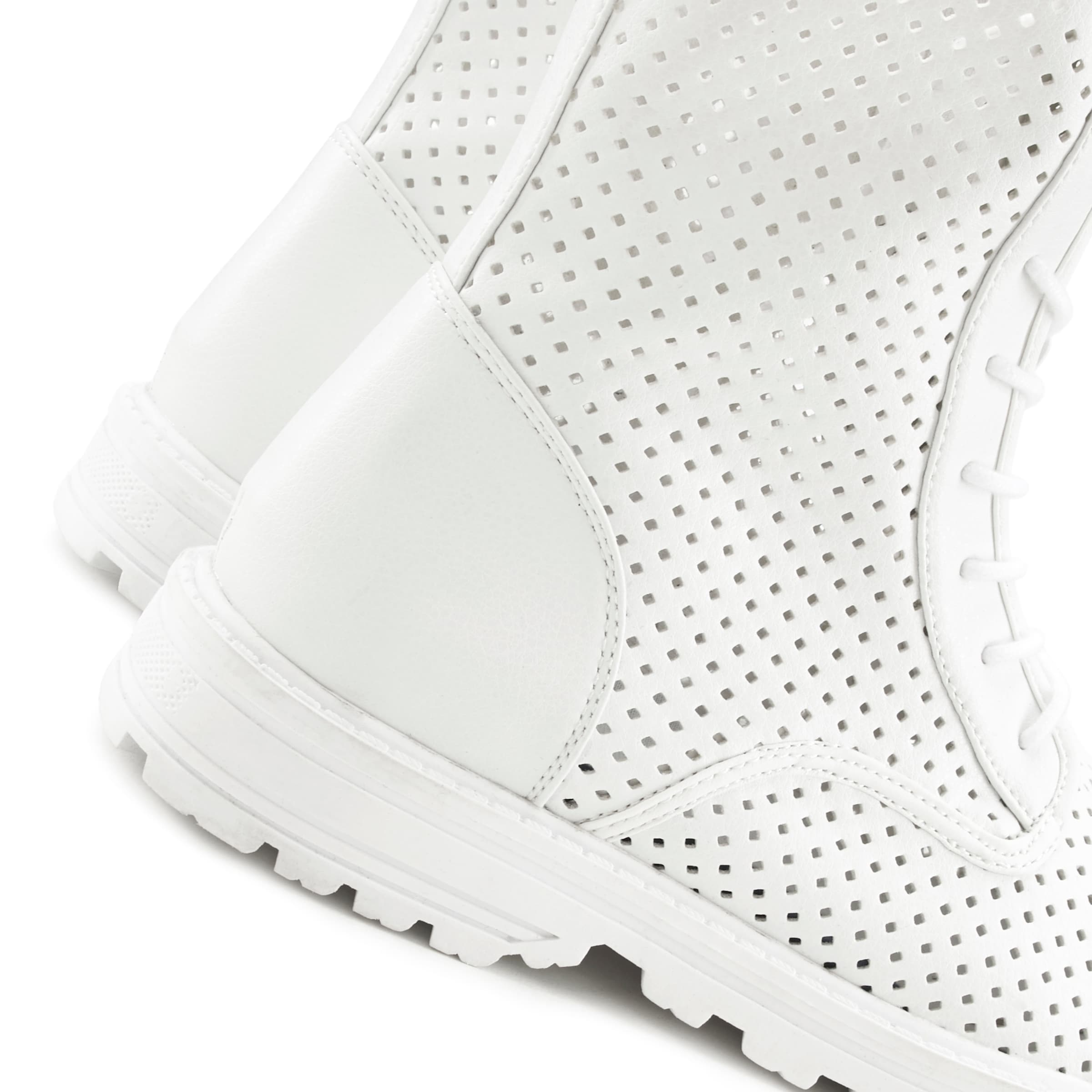 balts LASCANA Sienamie zābaki