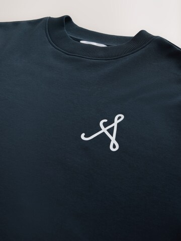 Next Sweatshirt 'Golf' i blå