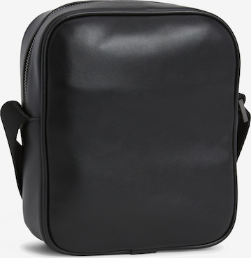 Sac à bandoulière Calvin Klein en noir : devant