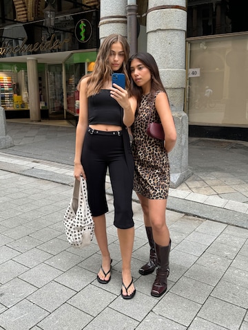 hzl the label Jurk in Bruin