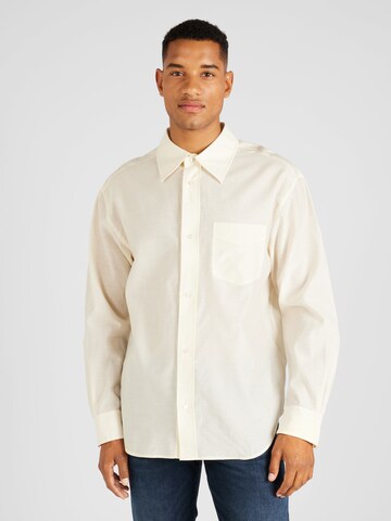 GANT - Ajuste confortable Camisa en beige: frente