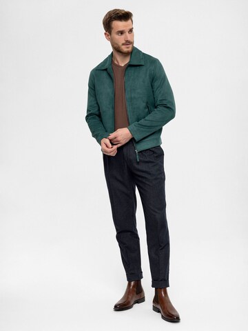 Antioch Between-season jacket in Green