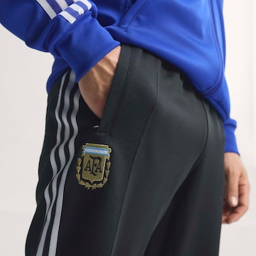 regular Pantaloni sportivi 'Argentinien' di ADIDAS PERFORMANCE in nero