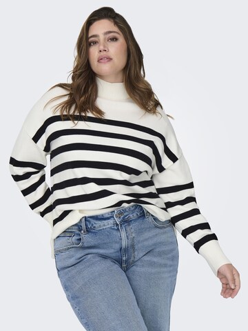 Pullover di ONLY Carmakoma in bianco