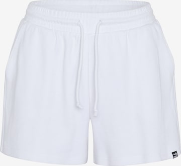 CHIEMSEE Regular Shorts in Weiß: Vorderseite