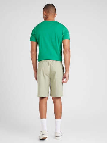 Regular Pantalon 'Emory 3604' minimum en vert
